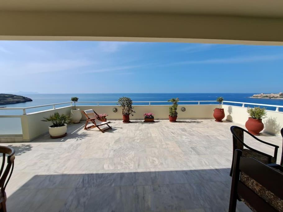 Seaview Flora'S Luxury Apartment-300Meters From The Beach Rethymno  ภายนอก รูปภาพ