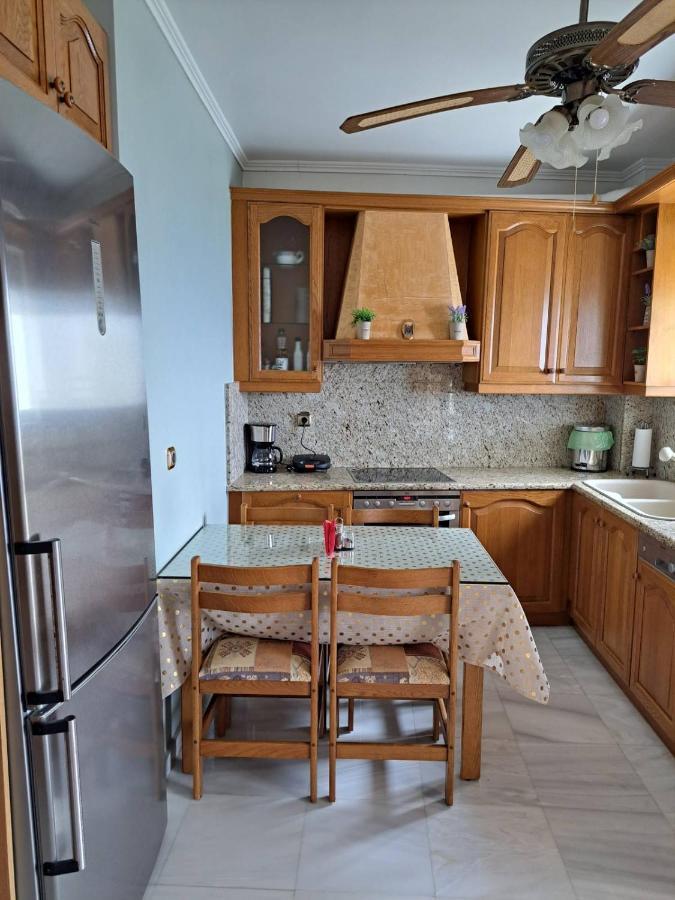 Seaview Flora'S Luxury Apartment-300Meters From The Beach Rethymno  ภายนอก รูปภาพ