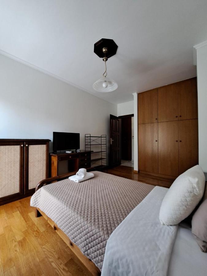 Seaview Flora'S Luxury Apartment-300Meters From The Beach Rethymno  ภายนอก รูปภาพ
